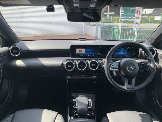 返金保証付:2019年 メルセデス・ベンツ A200d A200d ハーフレザー 純正ナビ ドラレコ ETC@車選びドットコム