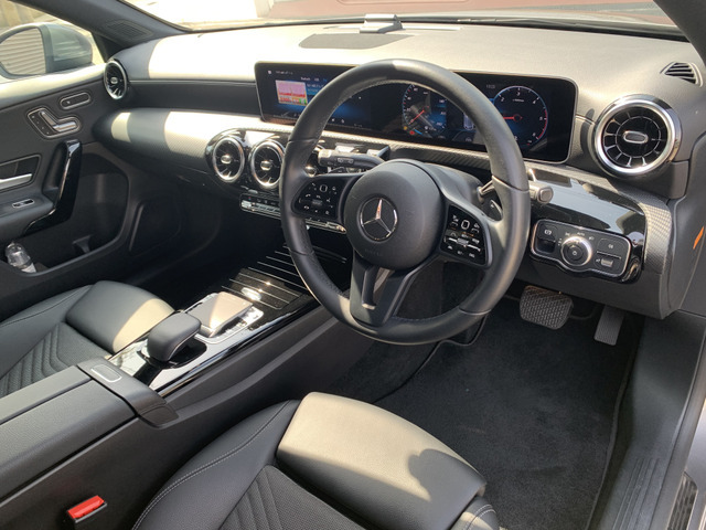 返金保証付:2019年 メルセデス・ベンツ A200d A200d ハーフレザー 純正ナビ ドラレコ ETC@車選びドットコム
